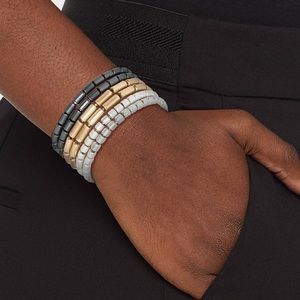 Universal Thread Cylinder Beaded Stretch Bracelet Set of 6